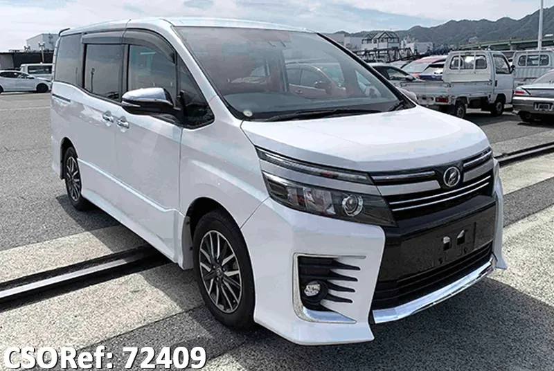 Toyota / Voxy 2016